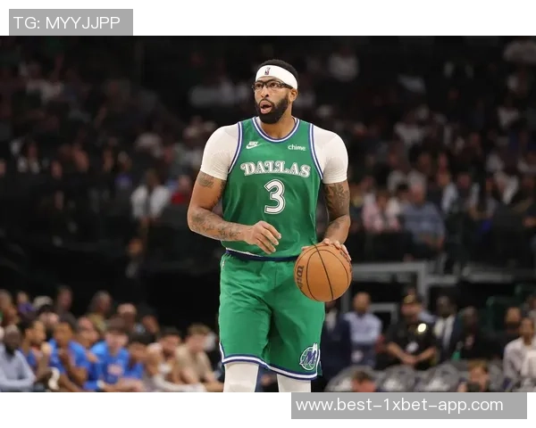 勇士与浓眉流言不实未曾与独行侠接触过的内幕揭秘